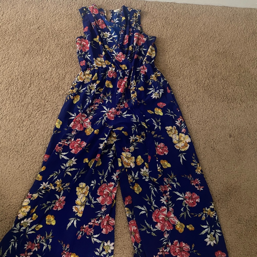 Floral v neck jumpsuit